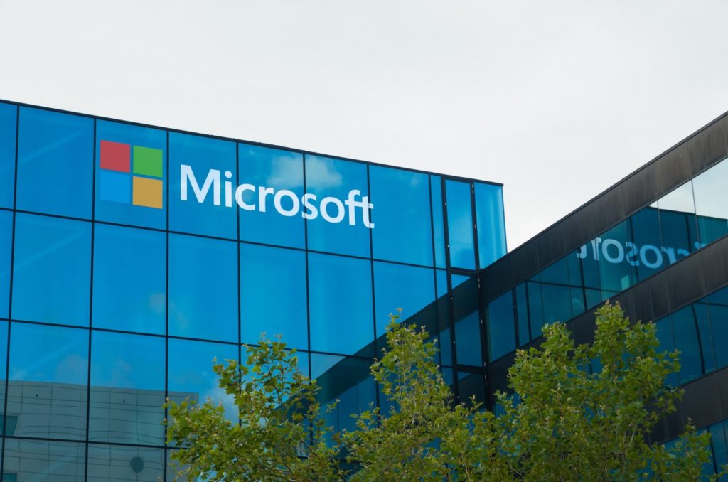 Microsoft'un 250 Milyon Kullanıcı Bilgisini Şifresiz Sakladığı Ortaya Çıktı!